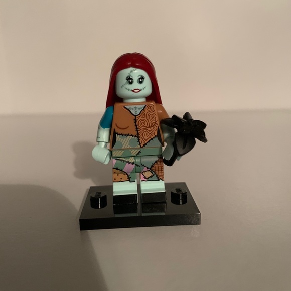 The Nightmare Before Christmas Sally LEGO